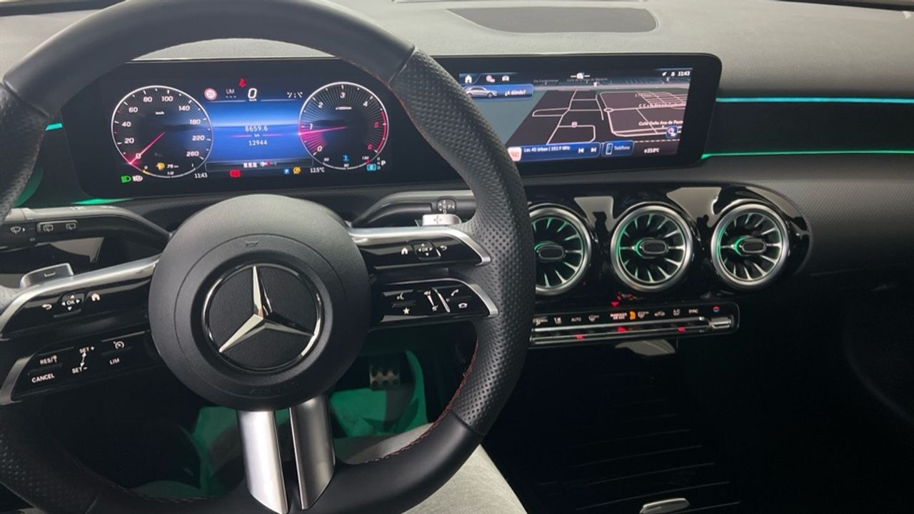 mercedes-clase-a-a-200-d-imagen-8