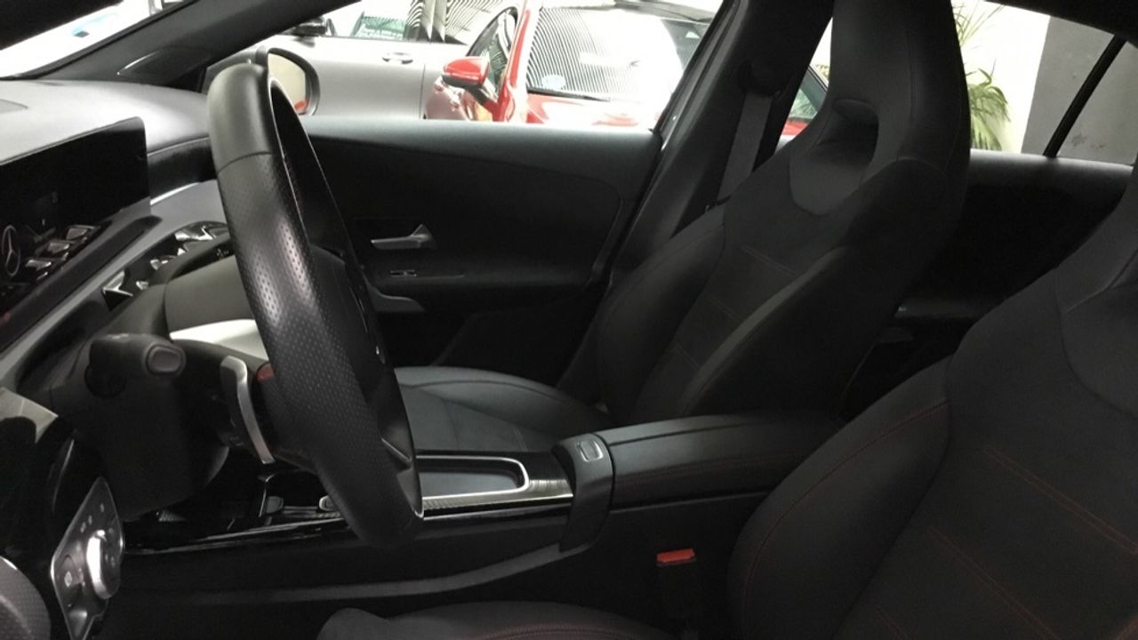 mercedes-benz-clase-a-180-compacto-imagen-6
