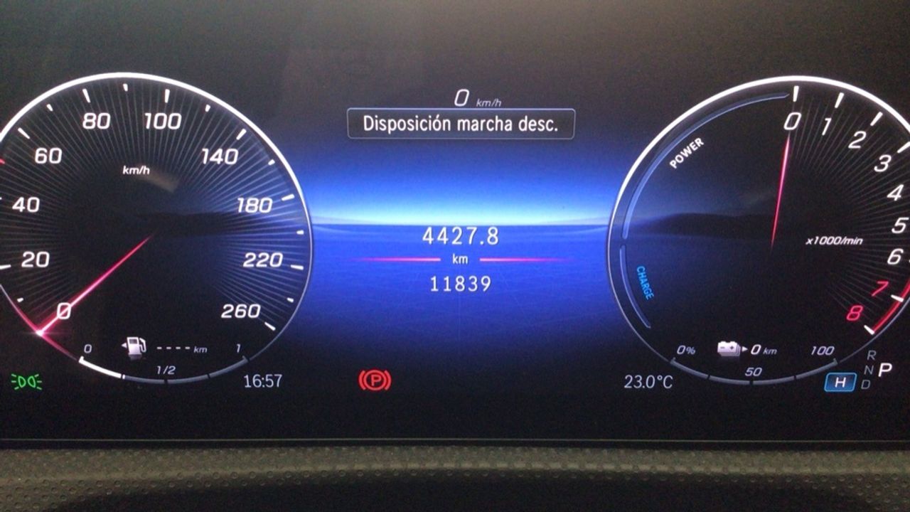 mercedes-clase-a-a-250-e-imagen-24