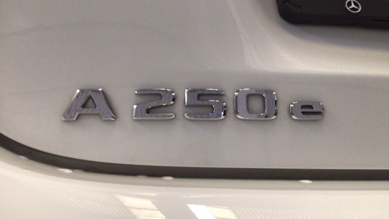 mercedes-clase-a-a-250-e-imagen-11