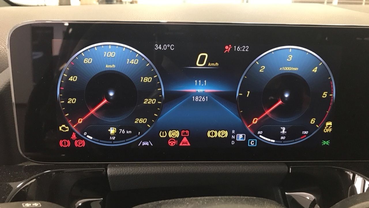 mercedes-gla-gla-220-d-4matic-imagen-17