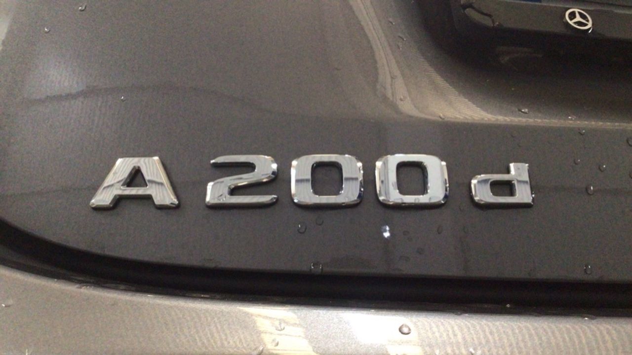 mercedes-clase-a-a-200-d-imagen-11