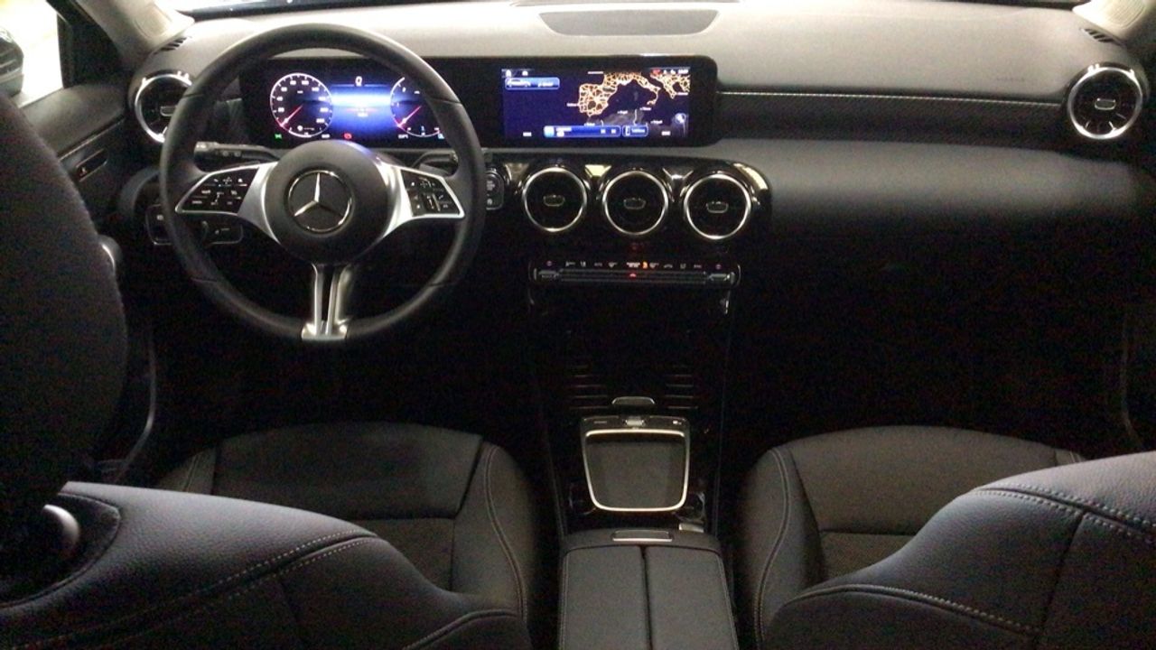 mercedes-clase-a-a-200-d-imagen-7