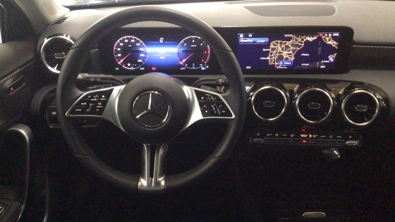 mercedes-clase-a-a-200-d-imagen-8