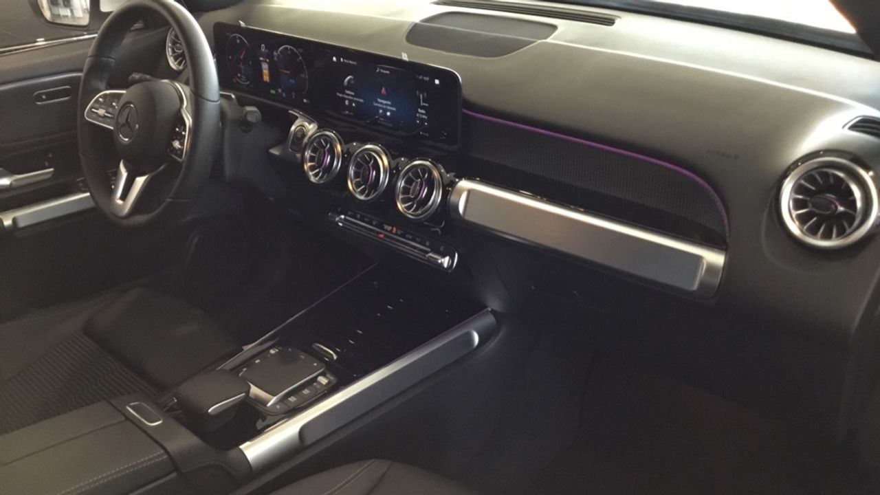 mercedes-eqb-eqb-250-imagen-9