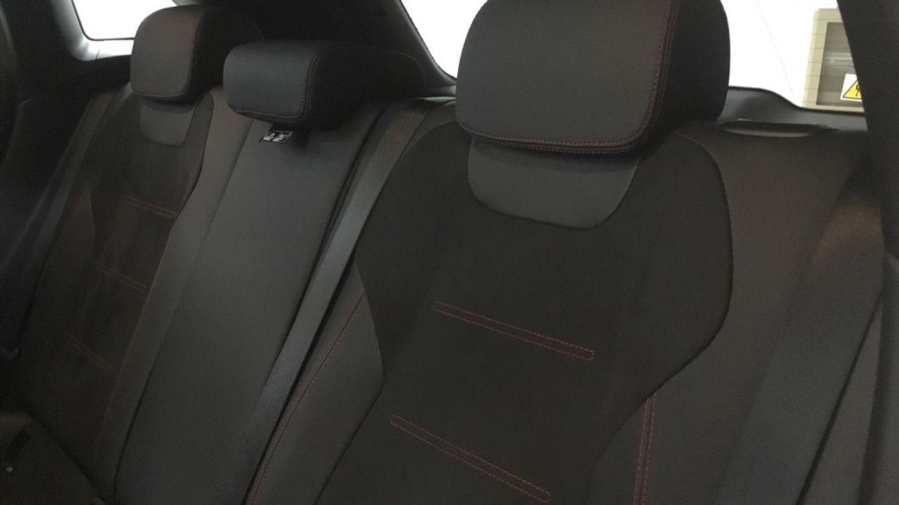 mercedes-gla-gla-250e-imagen-10