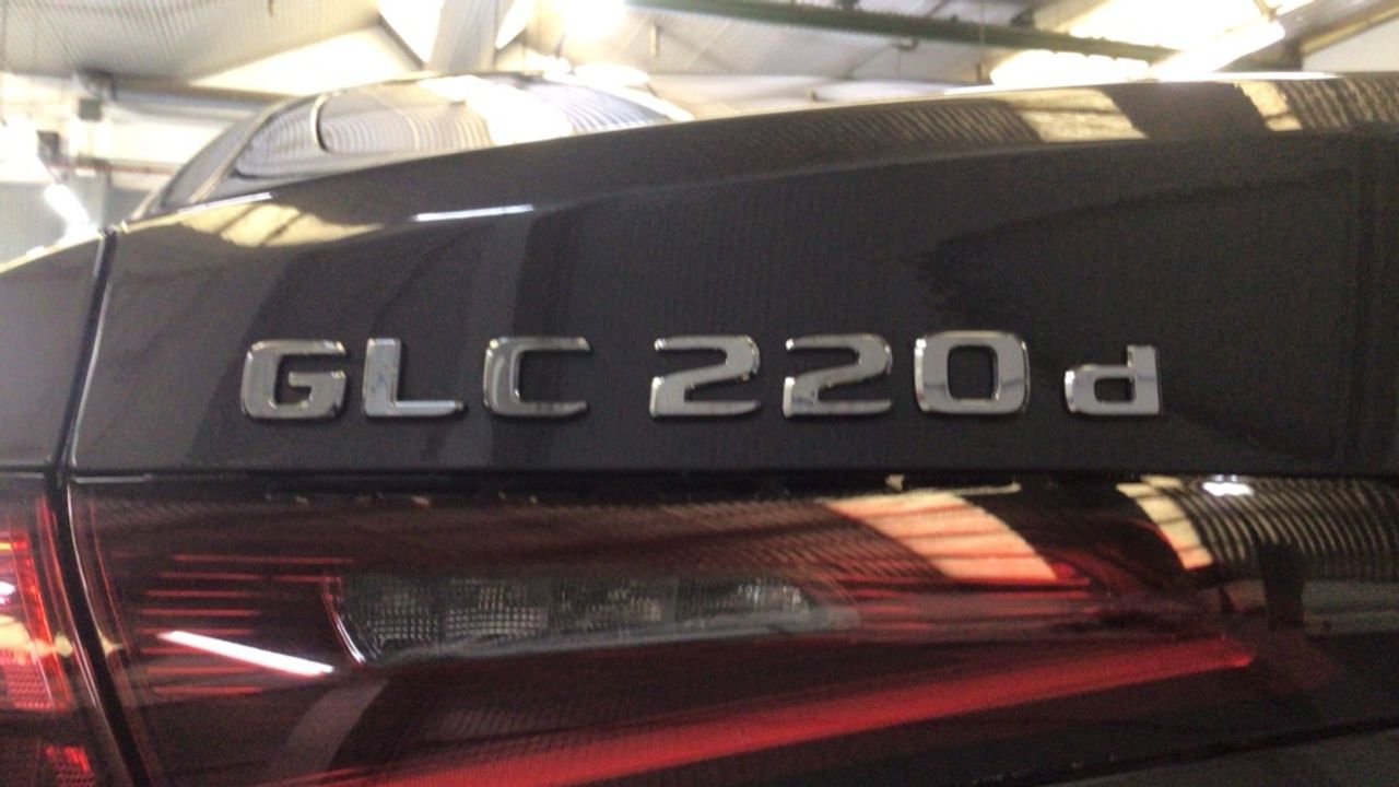 mercedes-glc-glc-220-d-4matic-imagen-11