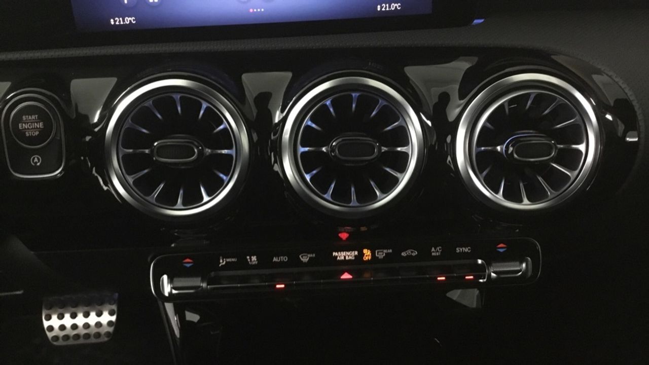 mercedes-clase-a-a-180-d-imagen-17