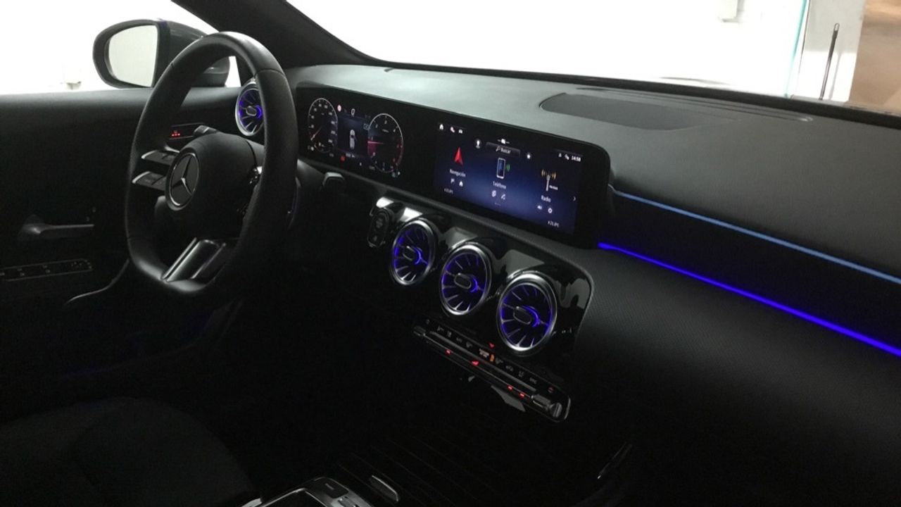 mercedes-clase-a-a-180-d-imagen-9