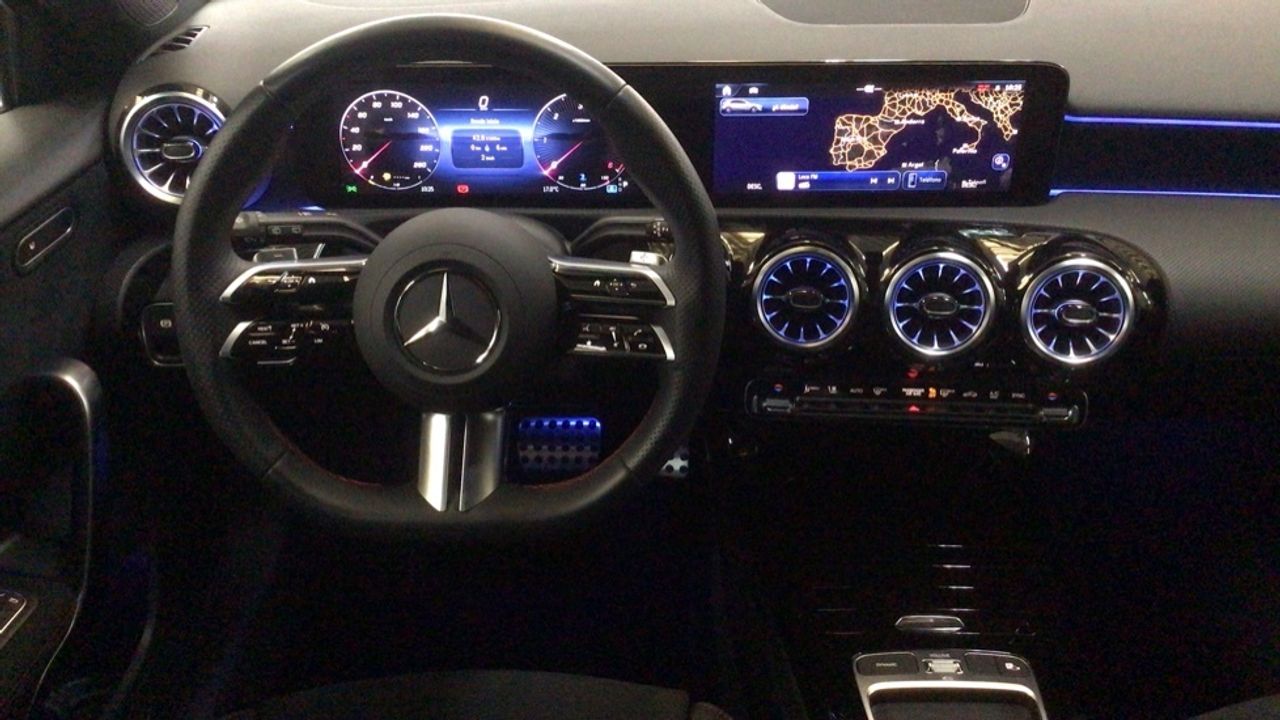 mercedes-clase-a-a-180-d-imagen-8