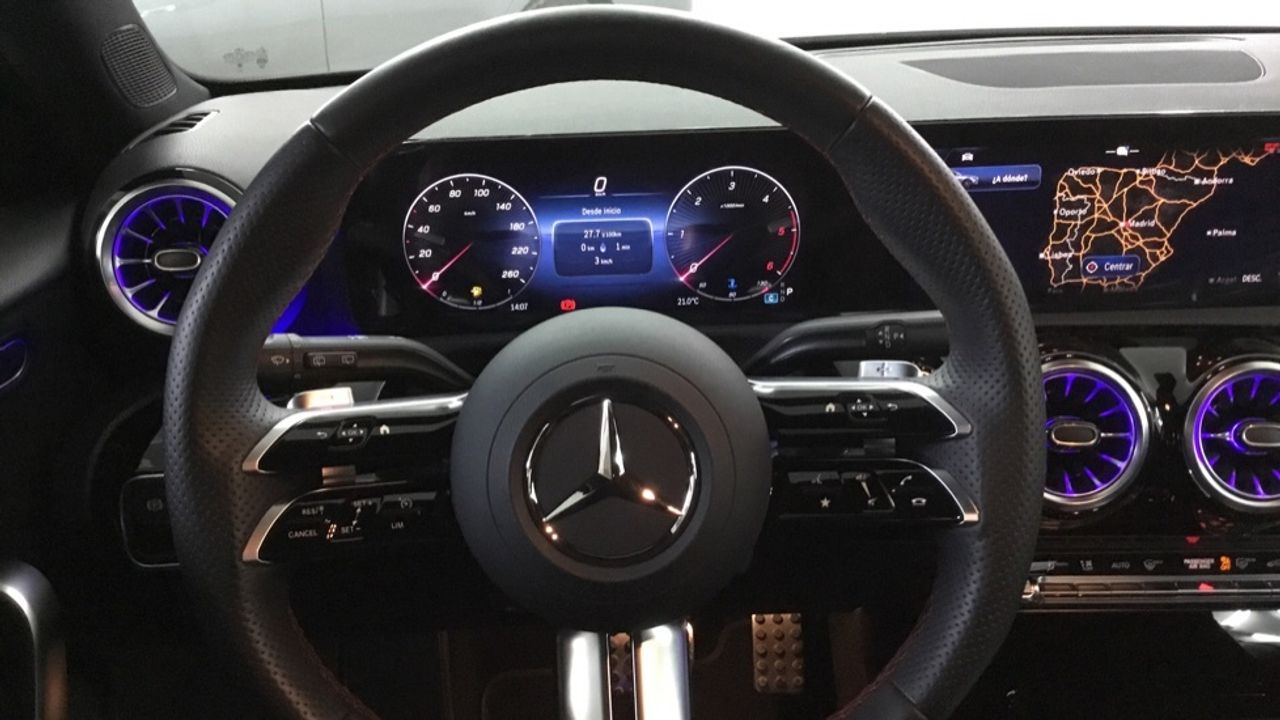mercedes-clase-a-a-180-d-imagen-8