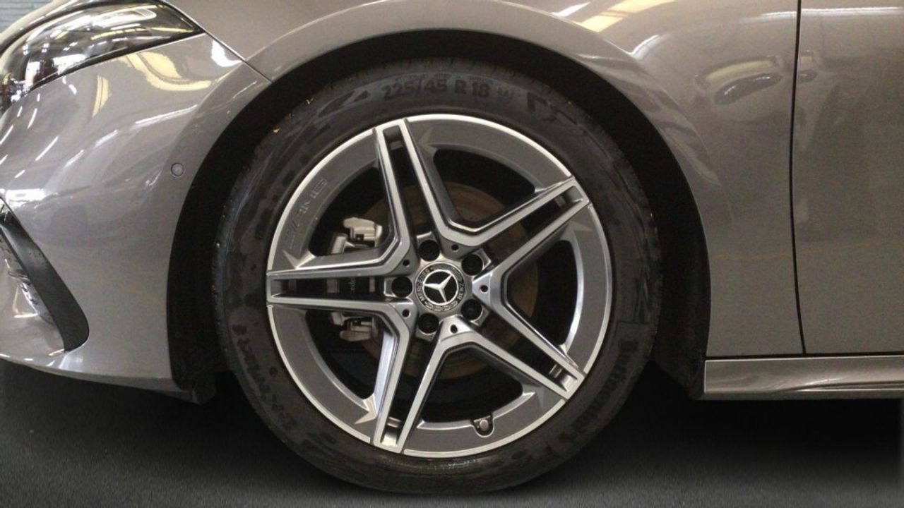 mercedes-clase-a-a-180-d-imagen-4