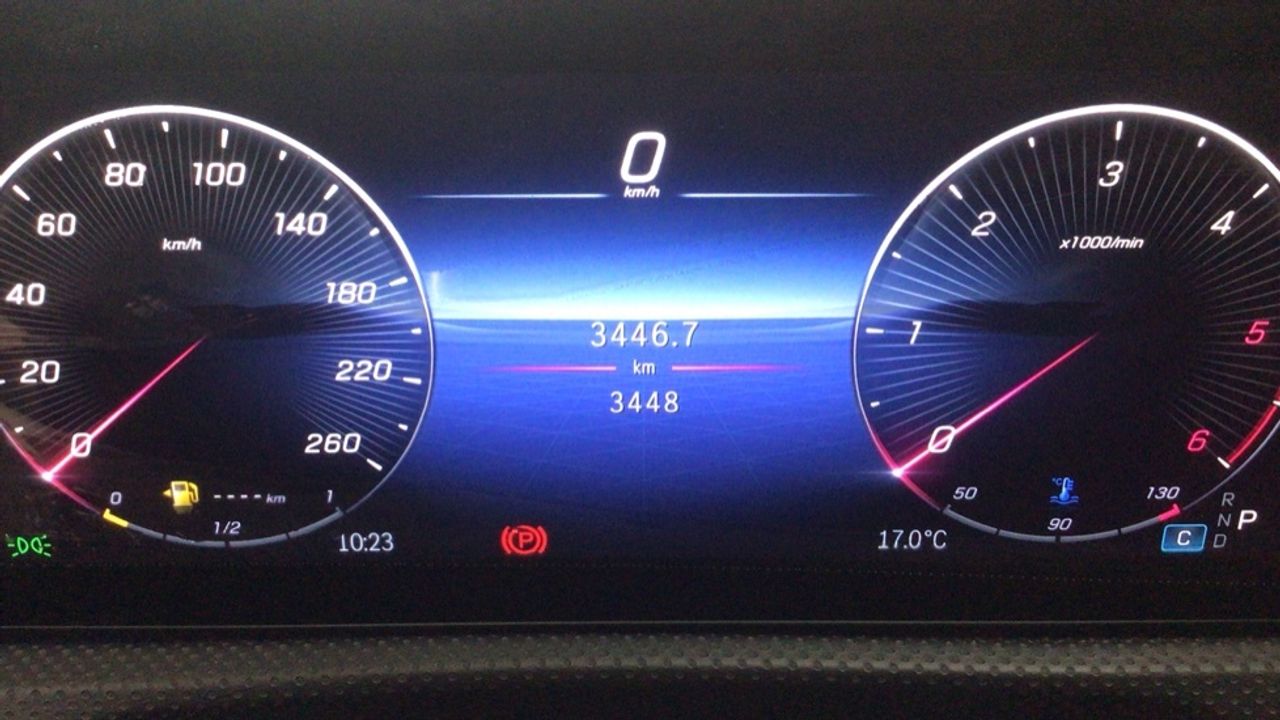 mercedes-clase-a-a-180-d-imagen-23