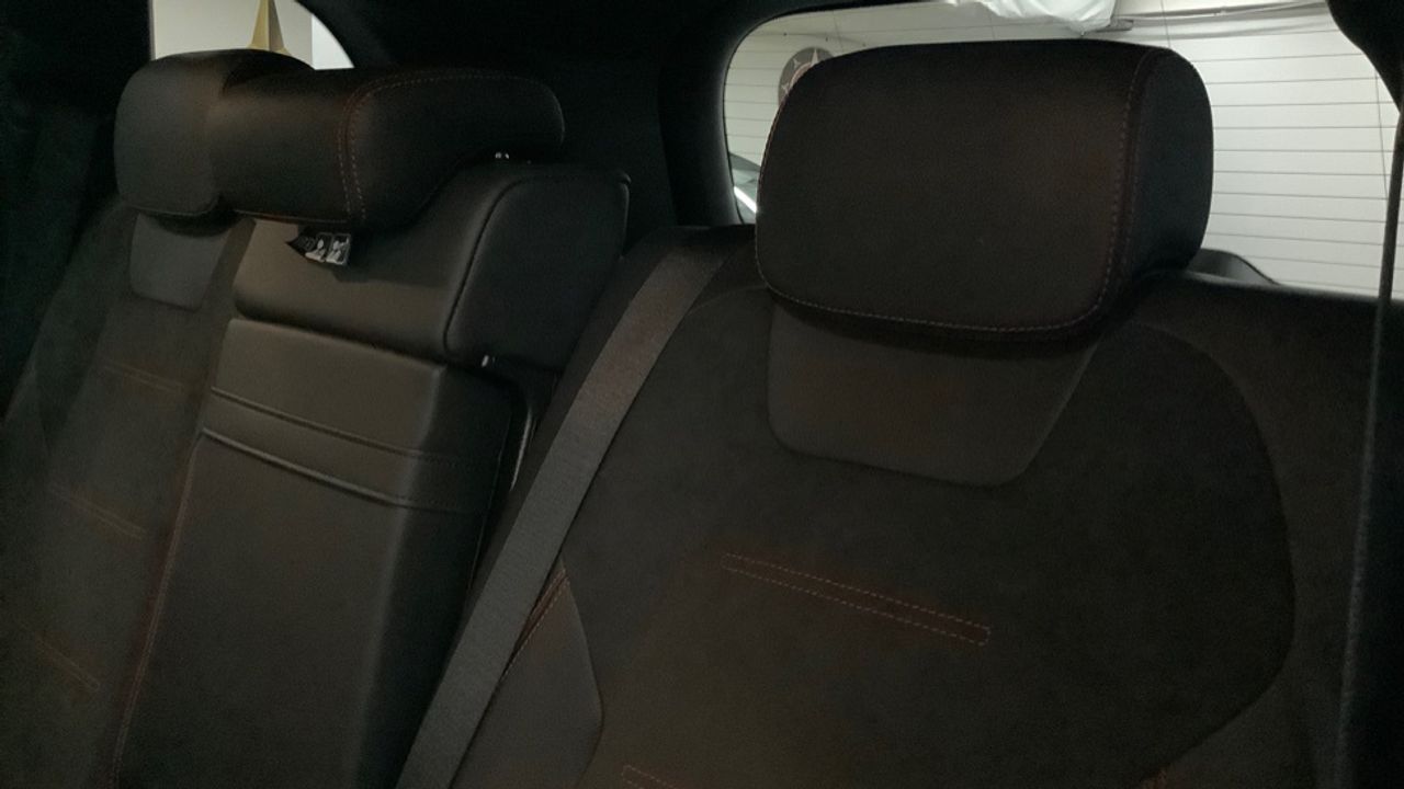 mercedes-eqb-eqb-250-imagen-10