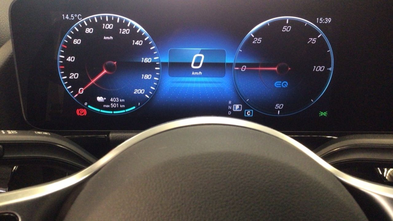 mercedes-eqa-eqa-250+-imagen-18