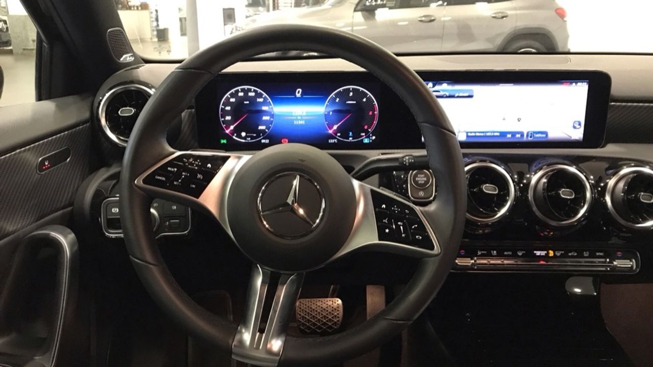 mercedes-clase-a-a-200-d-imagen-8