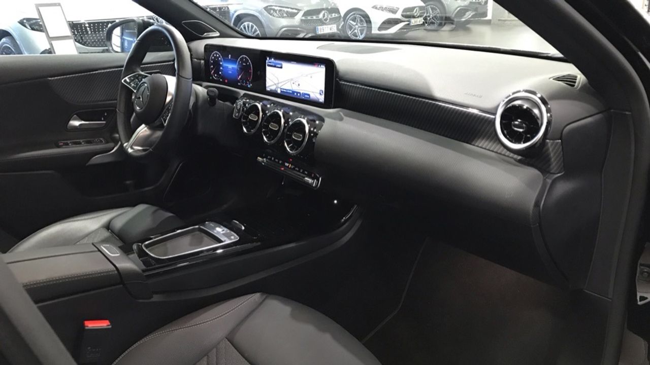 mercedes-clase-a-a-200-d-imagen-9