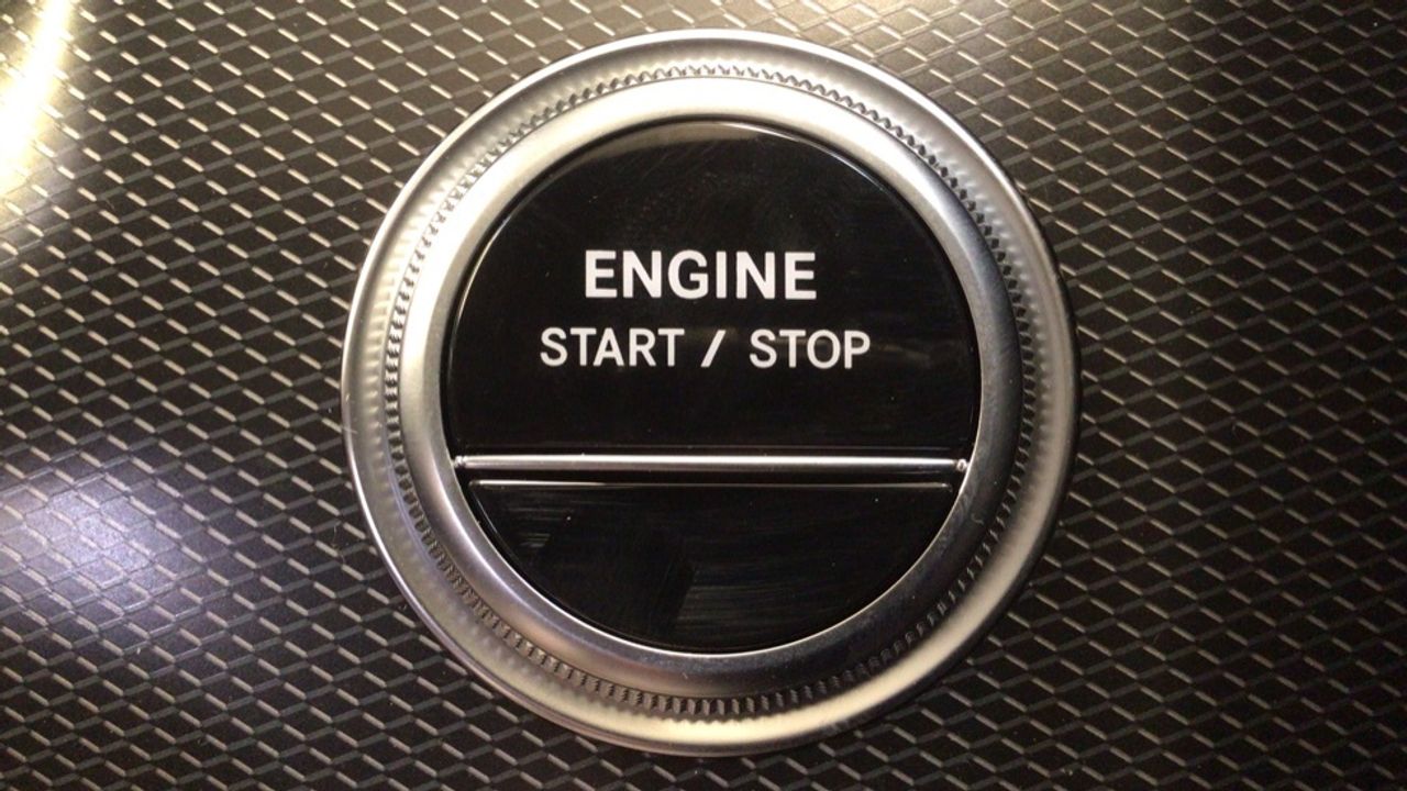 mercedes-clase-c-c-300-e-tec-hib-eq-berlina-imagen-20
