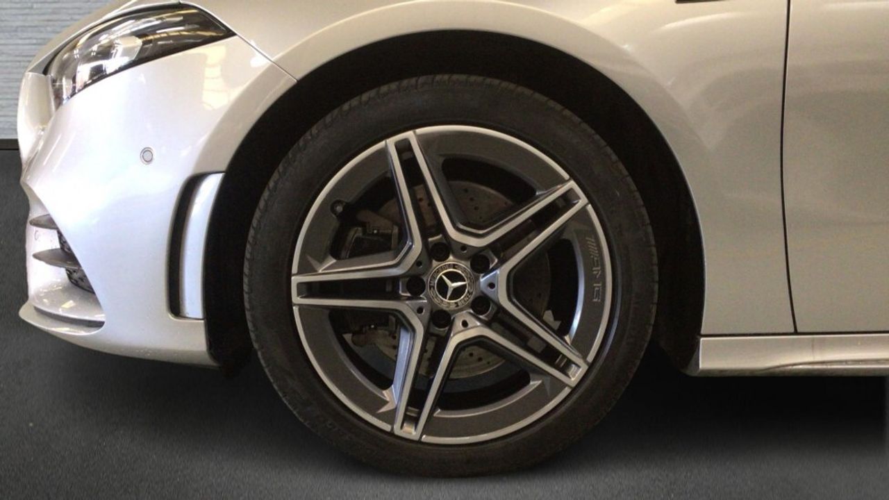 mercedes-clase-a-sedan-a-250-e-imagen-4