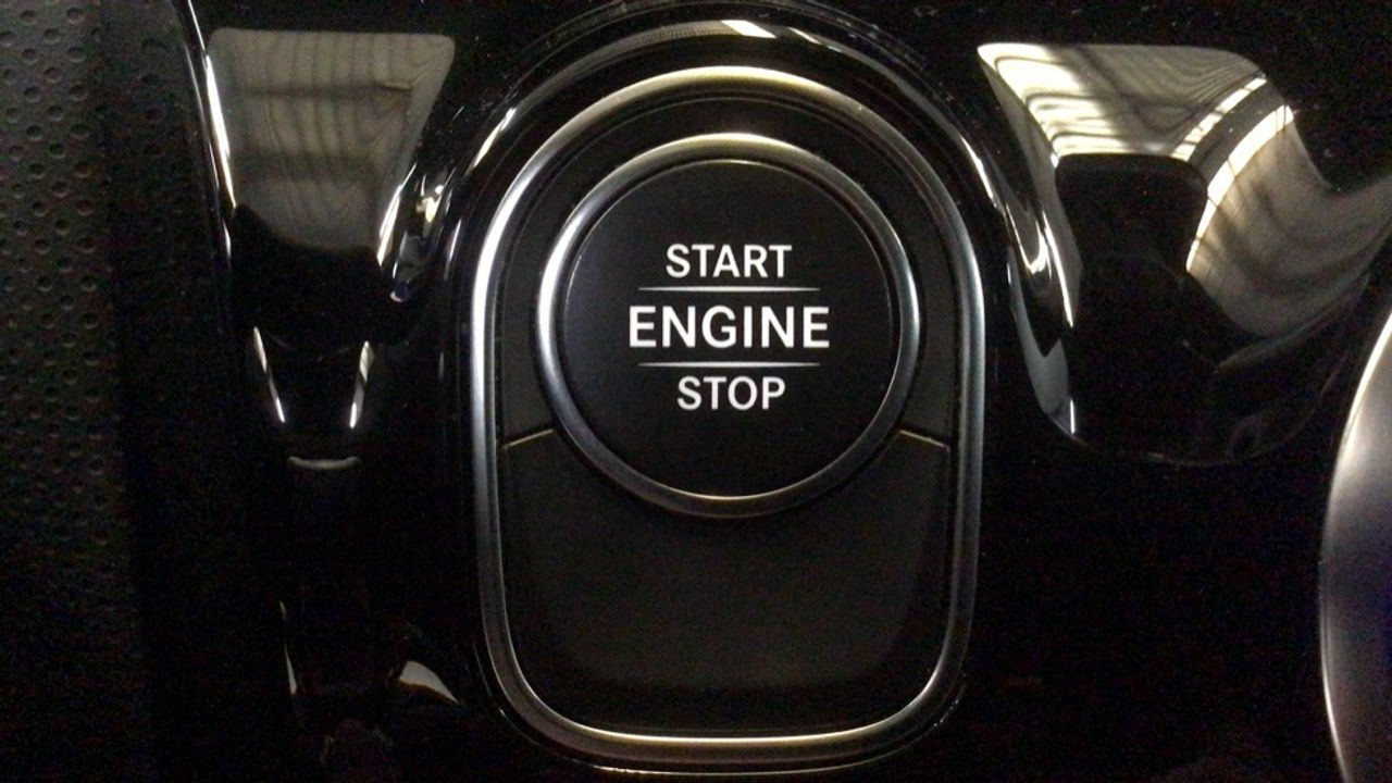 mercedes-clase-a-sedan-a-250-e-imagen-21