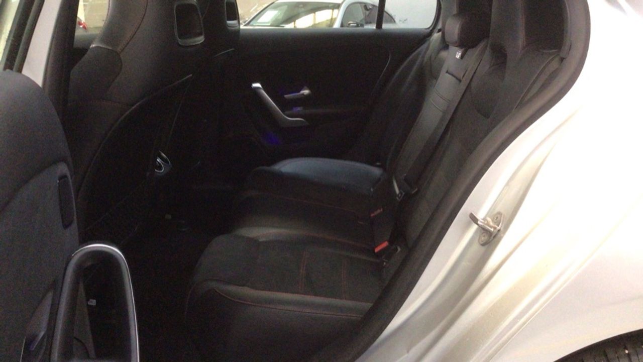 mercedes-clase-a-sedan-a-250-e-imagen-10