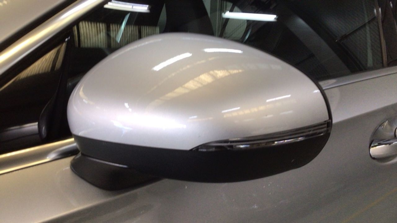 mercedes-clase-a-sedan-a-250-e-imagen-15