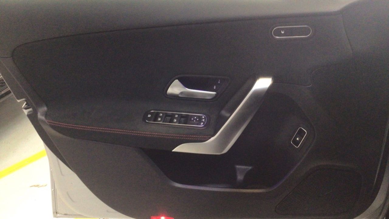 mercedes-clase-a-sedan-a-250-e-imagen-22