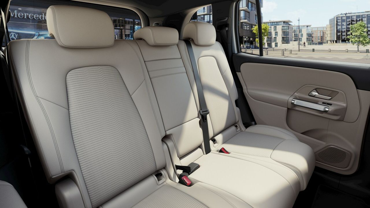 mercedes-eqb-eqb-250-imagen-10