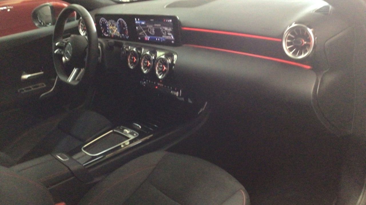 mercedes-clase-a-a-250-e-sedan-imagen-9