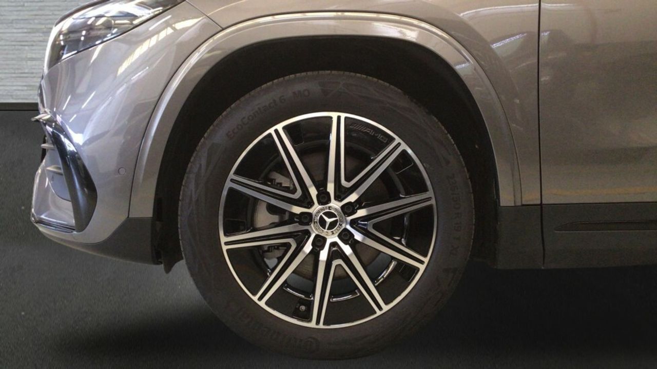 mercedes-eqa-250+-imagen-4