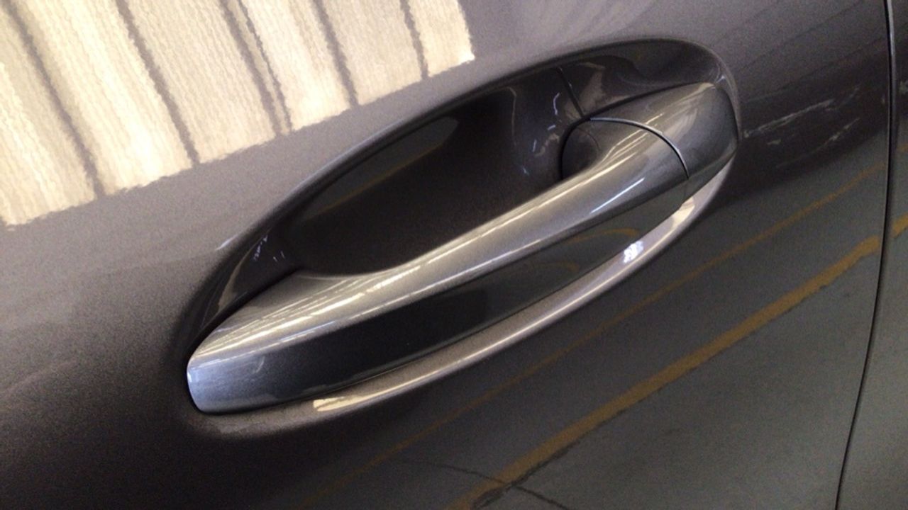 mercedes-eqa-250+-imagen-17