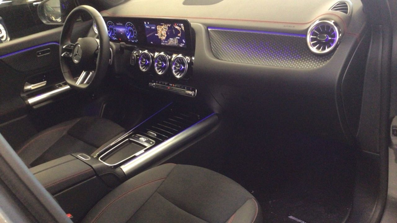 mercedes-eqa-250+-imagen-9