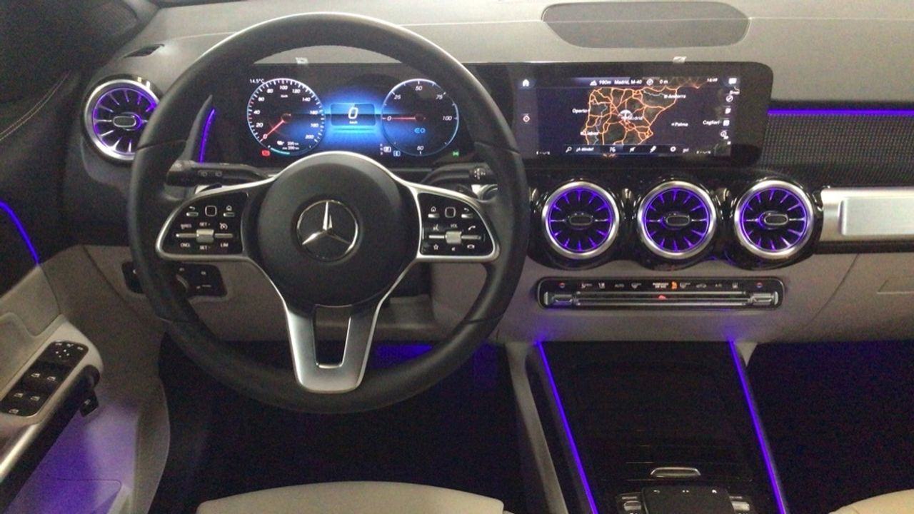 mercedes-eqb-eqb-350-4matic-imagen-8