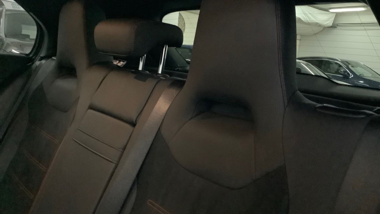 mercedes-clase-a-a-250-e-sedan-imagen-10