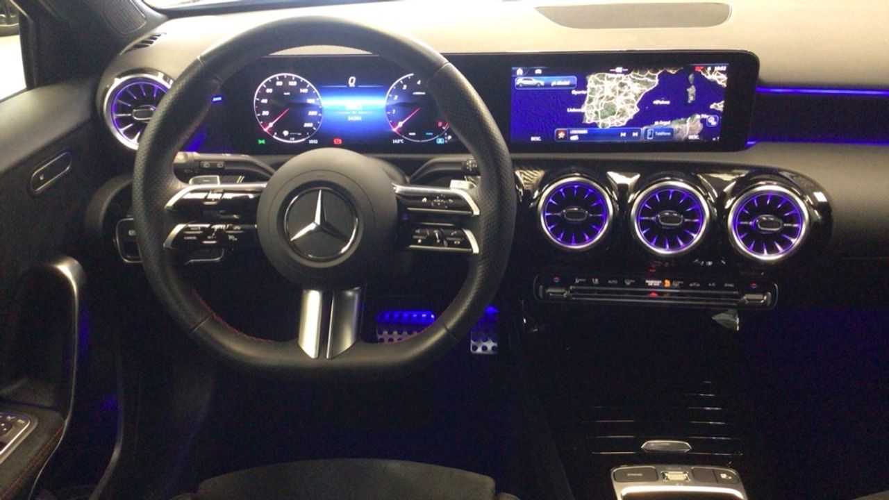 mercedes-clase-a-a-180-sedan-imagen-8