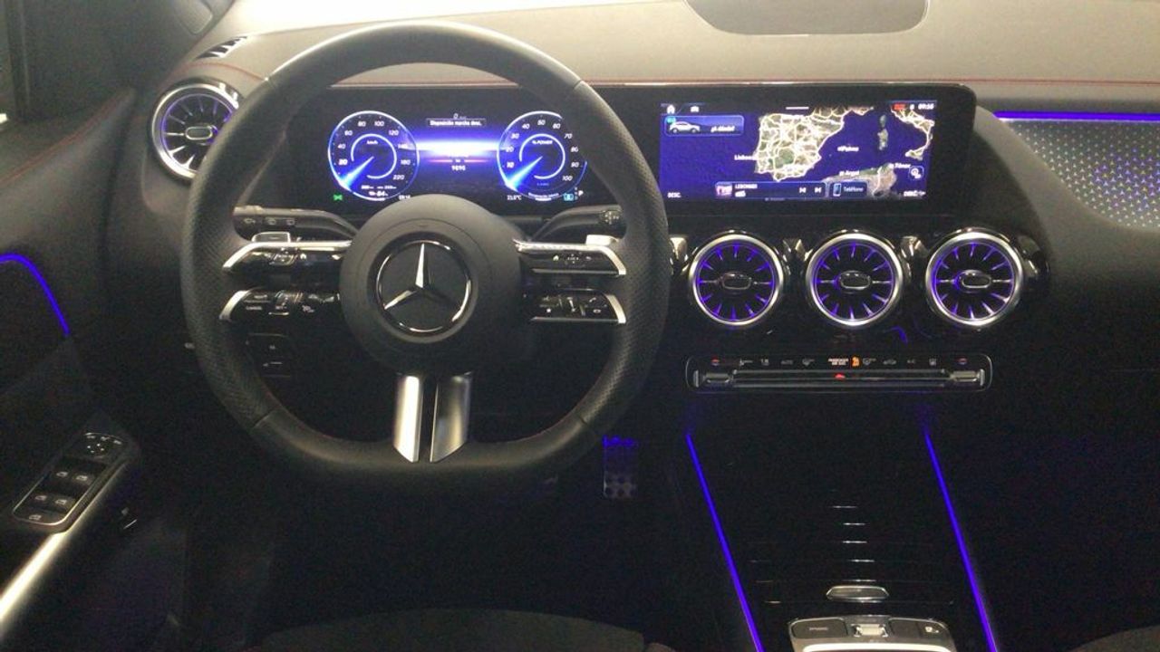 mercedes-eqa-250+-imagen-8