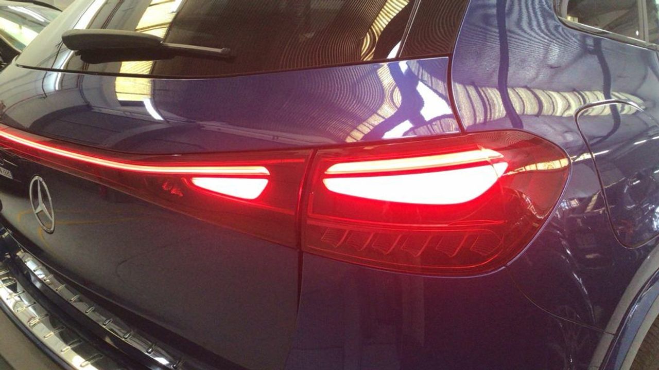 mercedes-eqa-250+-imagen-13