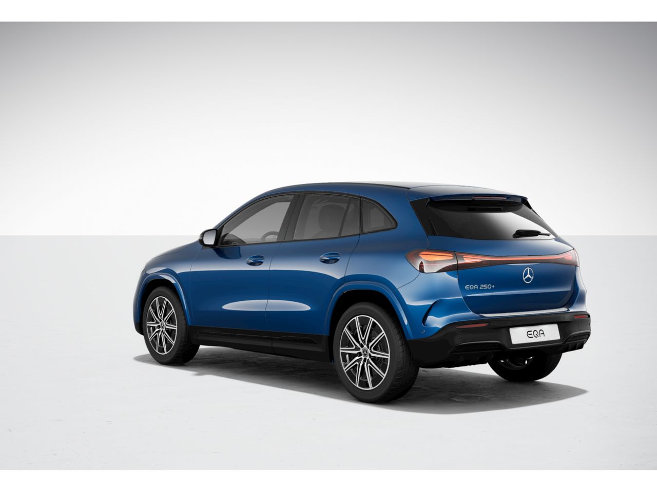 mercedes-eqa-250+-imagen-6