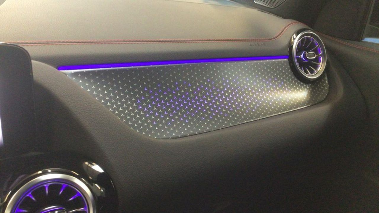 mercedes-eqa-250+-imagen-19