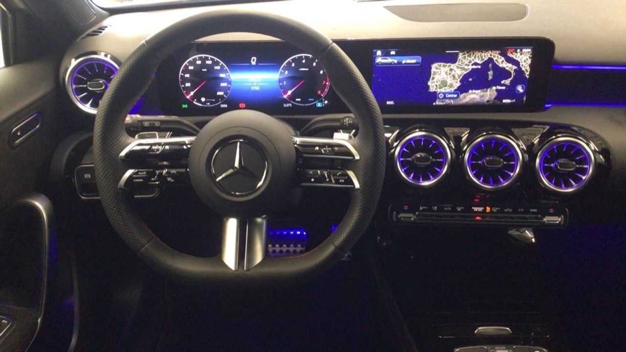 mercedes-clase-a-a-200-sedan-imagen-8