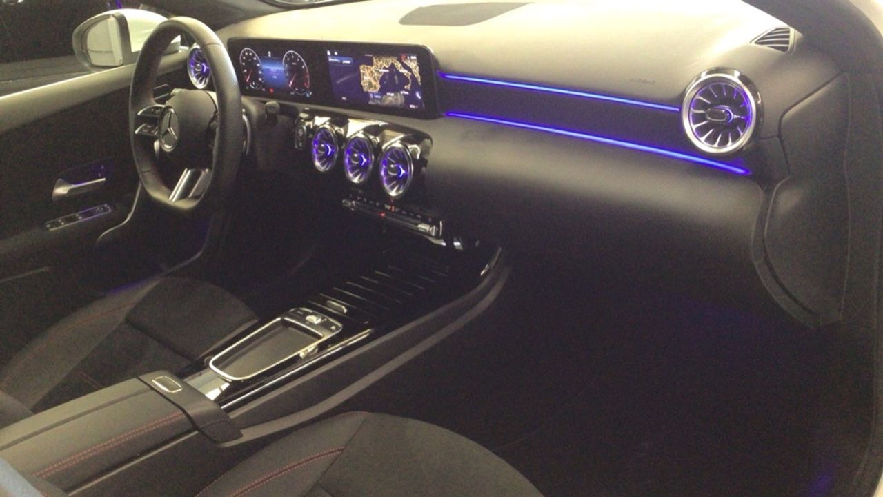 mercedes-clase-a-a-200-sedan-imagen-9