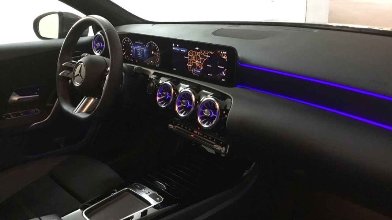 mercedes-clase-a-a-250-e-sedan-imagen-9