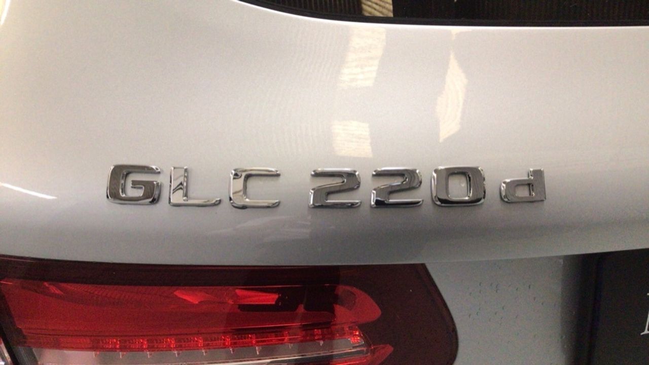mercedes-clase-glc-glc-220-d-4matic-imagen-11
