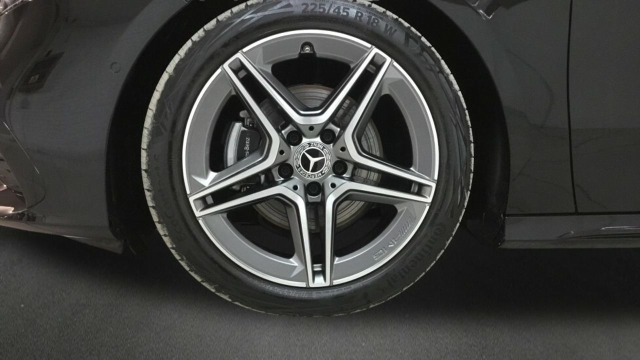 mercedes-clase-a-a-180-sedan-imagen-4