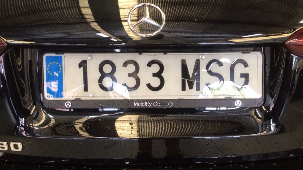 mercedes-clase-a-a-180-sedan-imagen-24