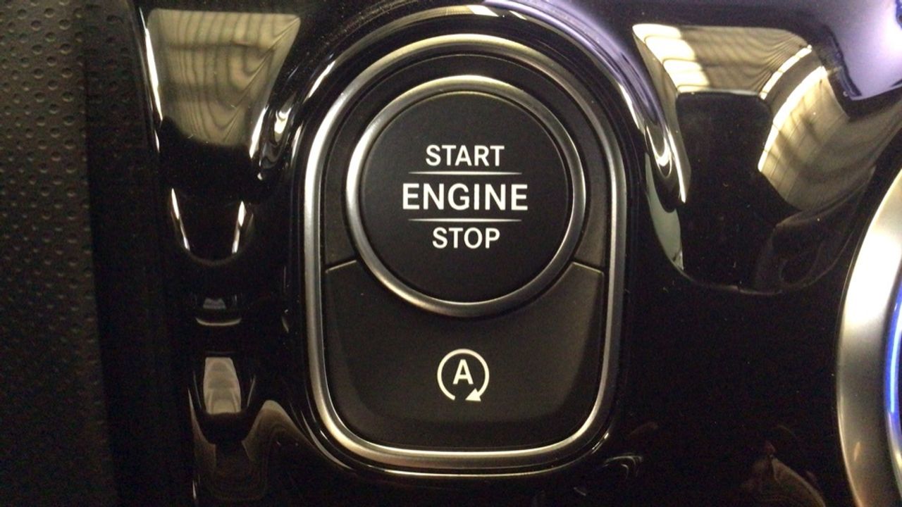 mercedes-clase-a-a-180-sedan-imagen-20