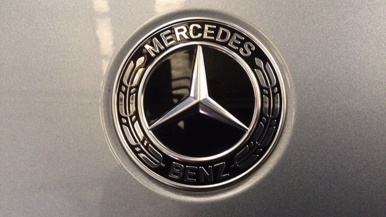 mercedes-benz-clase-cla-200-amg-line-euro-6d-imagen-12