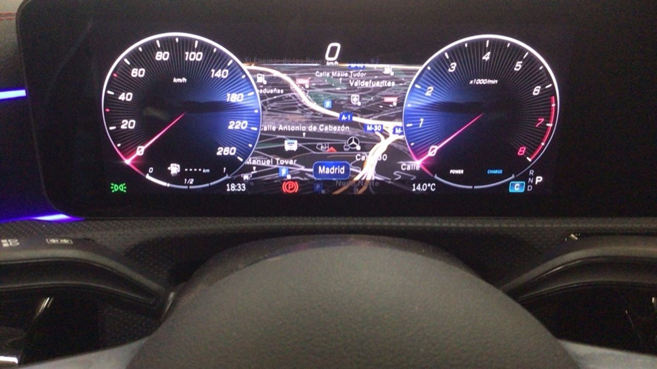 mercedes-benz-clase-cla-200-amg-line-euro-6d-imagen-18