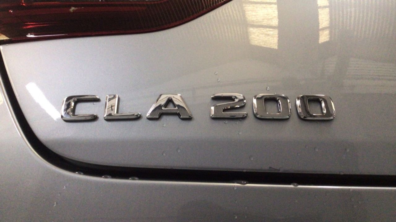 mercedes-benz-clase-cla-200-amg-line-euro-6d-imagen-11
