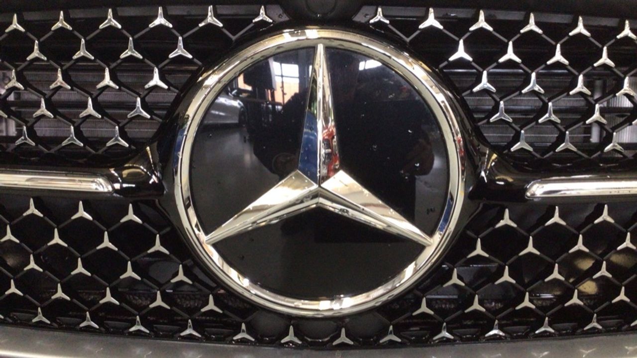 mercedes-benz-clase-cla-200-amg-line-euro-6d-imagen-13